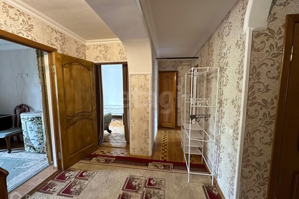 Продаётся 3-комнатная квартира, 62.7 м²