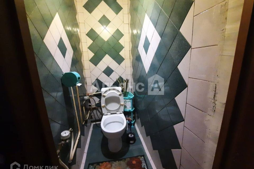 Продаётся 4-комнатная квартира, 71.6 м²