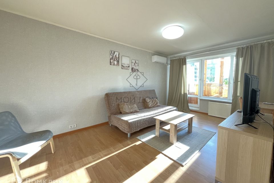 Сдаётся 2-комнатная квартира, 57 м²