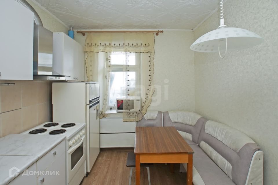 Продаётся 1-комнатная квартира, 48 м²