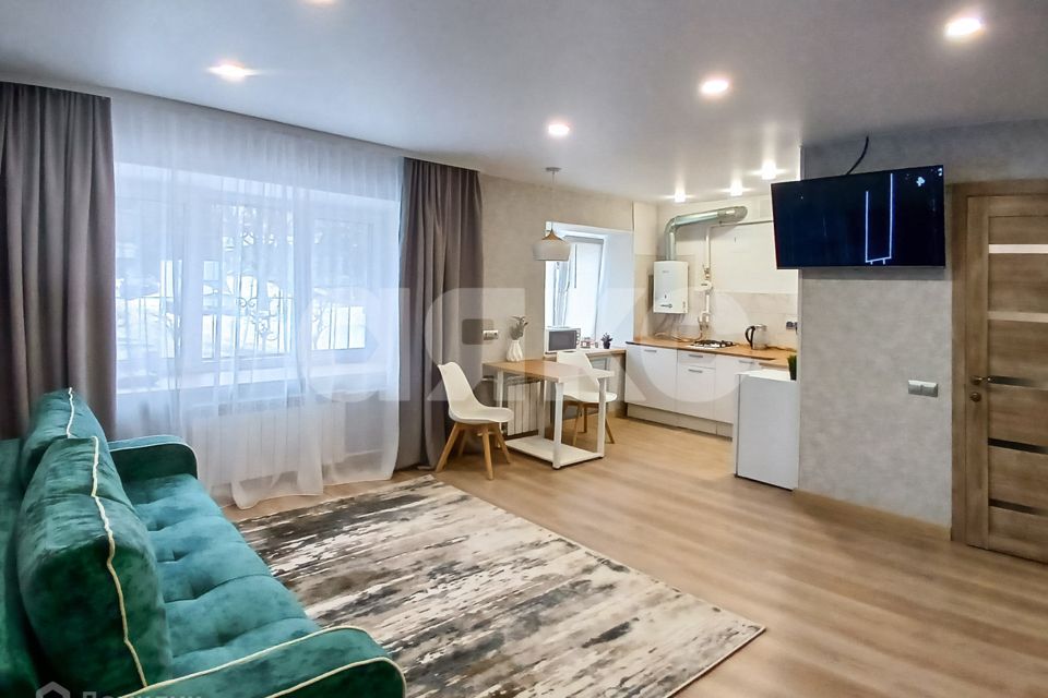 Продаётся 2-комнатная квартира, 41.8 м²