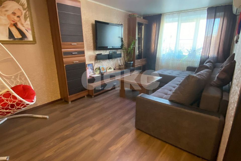Продаётся 3-комнатная квартира, 57.3 м²