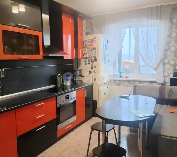 Продаётся 2-комнатная квартира, 63 м²