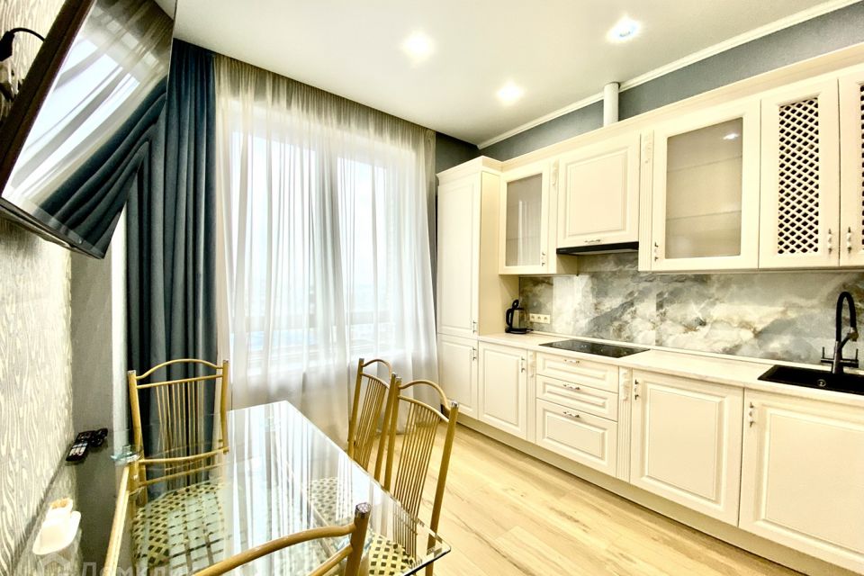 Продаётся 1-комнатная квартира, 38.8 м²