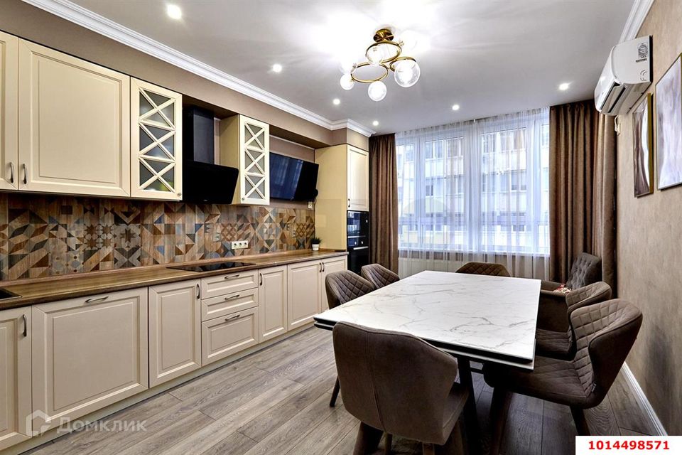 Продаётся 3-комнатная квартира, 85 м²