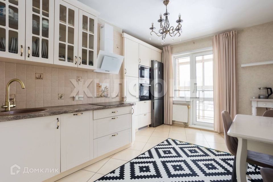 Продаётся 3-комнатная квартира, 91.8 м²