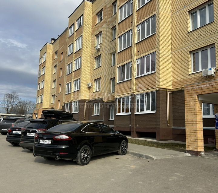 Продаётся 1-комнатная квартира, 37 м²