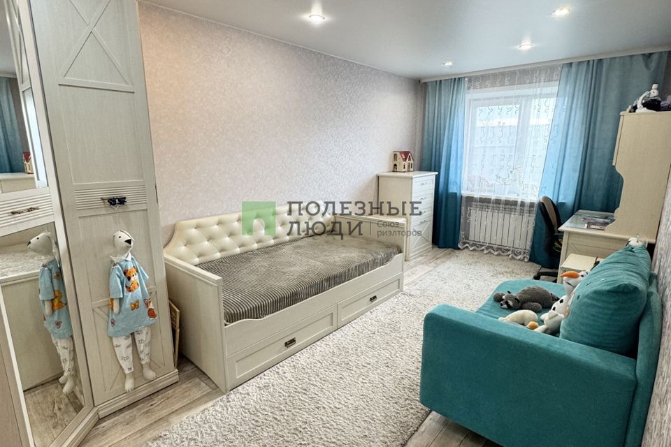 Продаётся 3-комнатная квартира, 69.7 м²