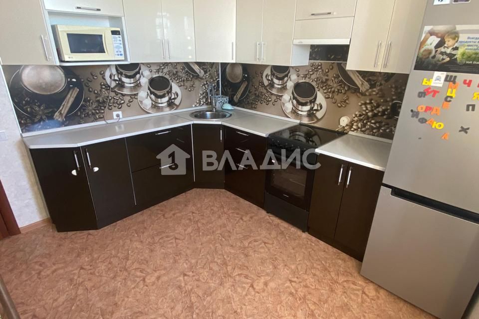 Продаётся 1-комнатная квартира, 37.1 м²