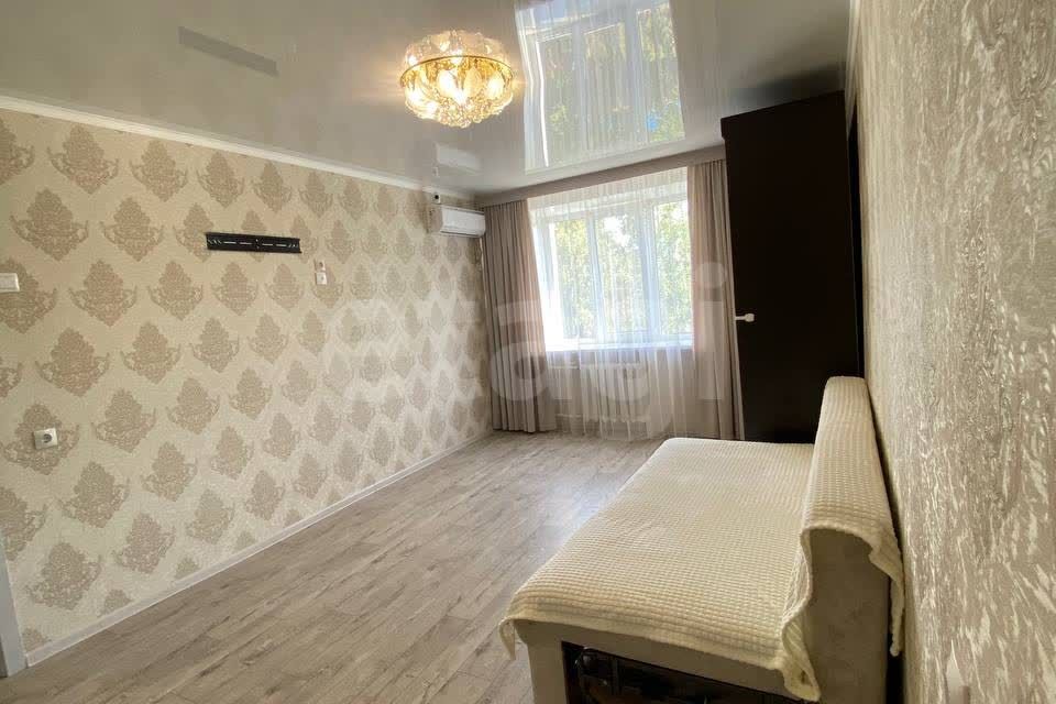 Продаётся 1-комнатная квартира, 37 м²