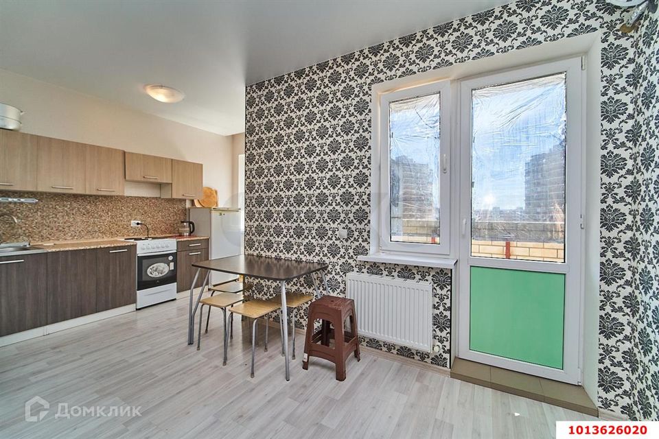 Продаётся 3-комнатная квартира, 82 м²