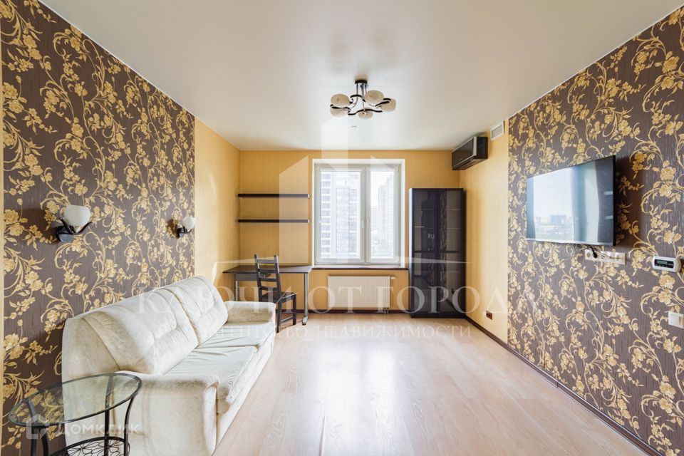 Продаётся 1-комнатная квартира, 40.7 м²