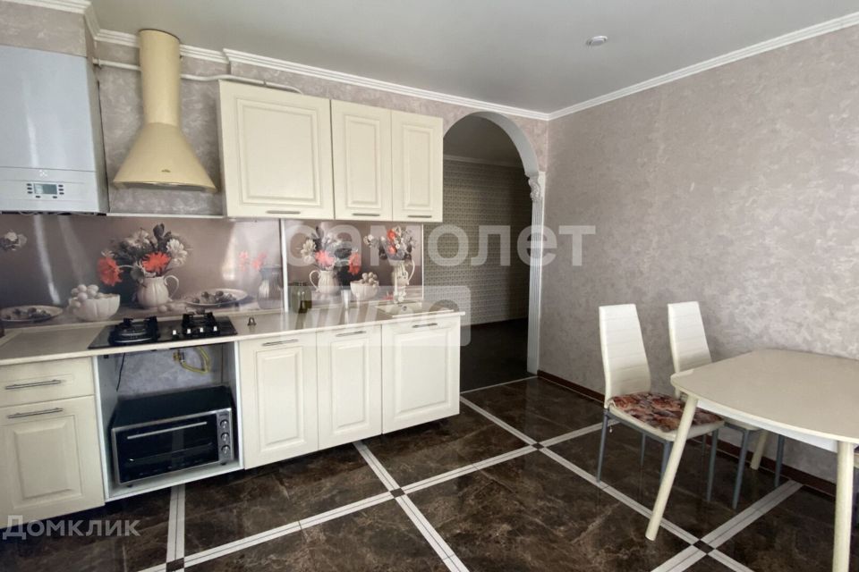 Продаётся 1-комнатная квартира, 41 м²