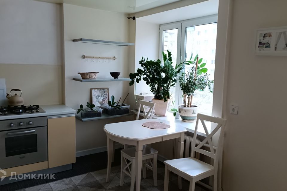 Продаётся 2-комнатная квартира, 49.2 м²