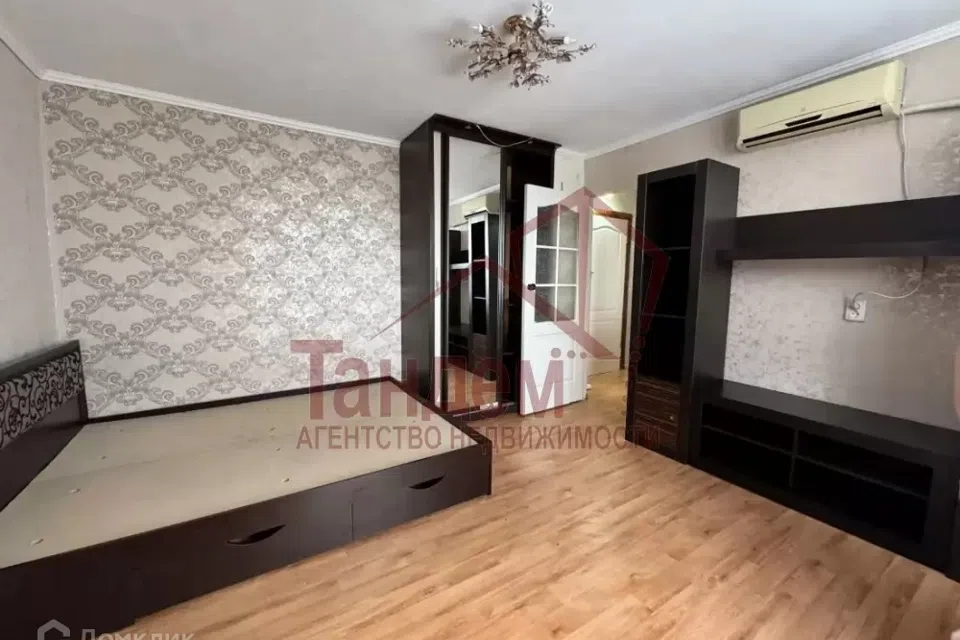 Продаётся 1-комнатная квартира, 30.4 м²