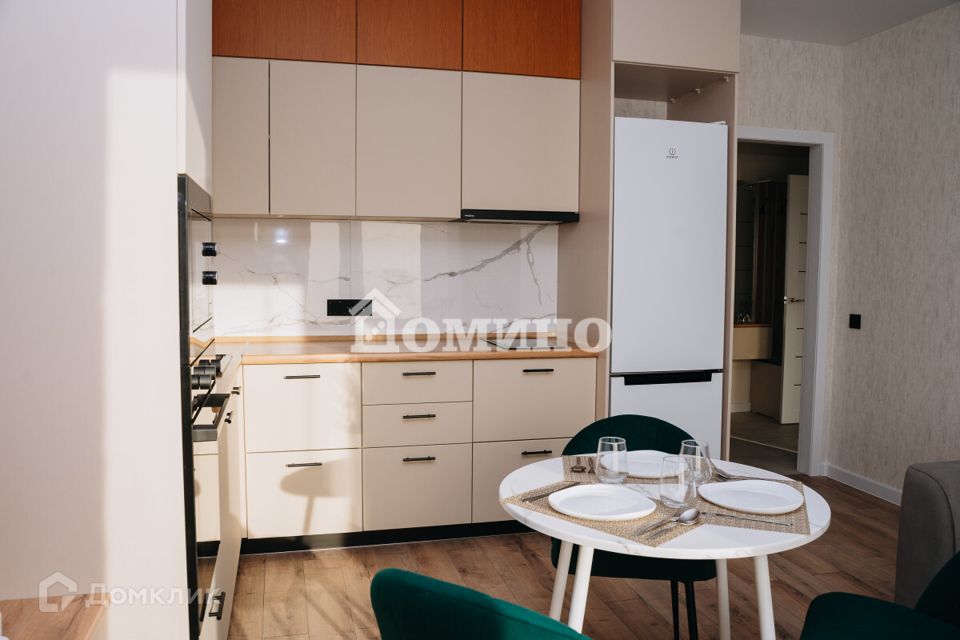 Продаётся 1-комнатная квартира, 43.7 м²