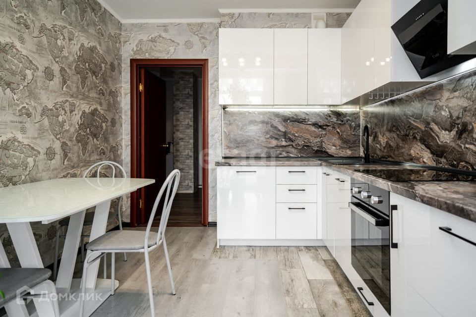 Продаётся 2-комнатная квартира, 59 м²