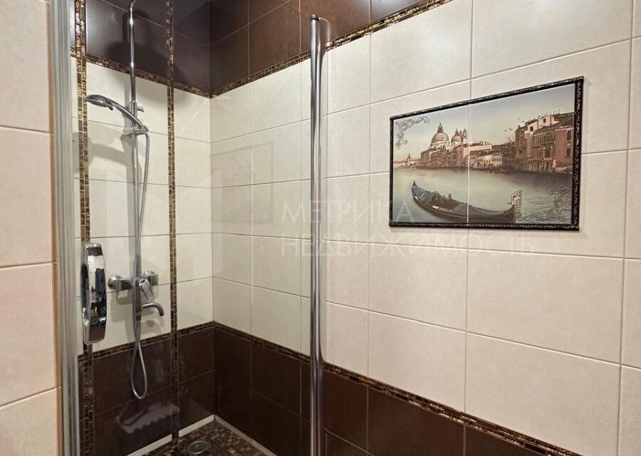 Продаётся 2-комнатная квартира, 67.7 м²