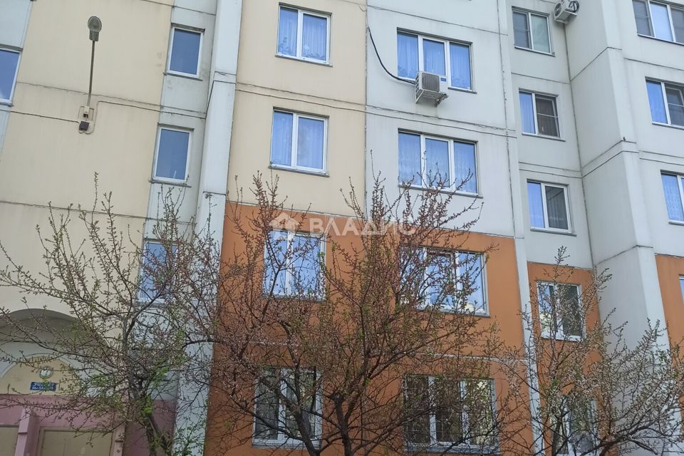 Продаётся 1-комнатная квартира, 38 м²