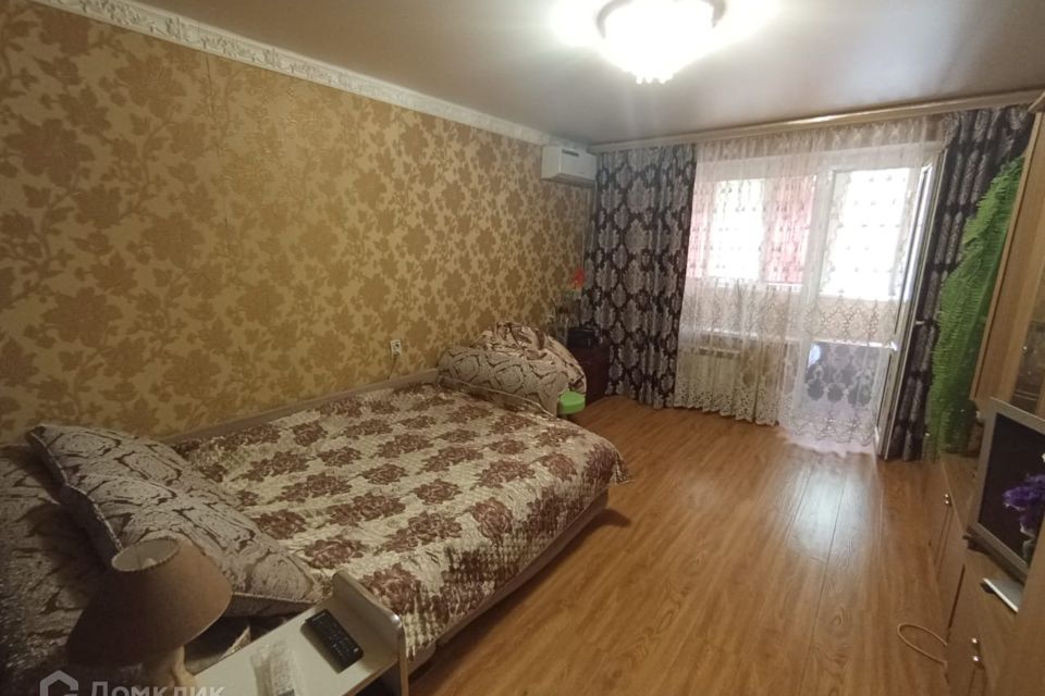 Продаётся 1-комнатная квартира, 49 м²