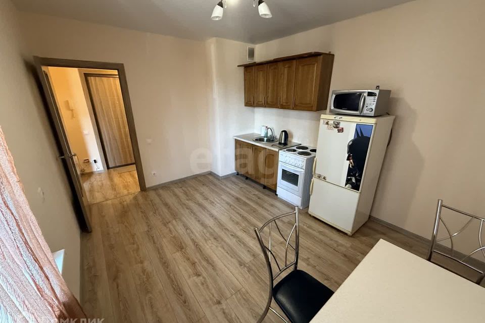 Сдаётся 1-комнатная квартира, 40.3 м²