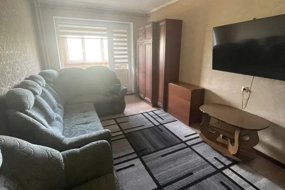 Продаётся 3-комнатная квартира, 58.2 м²