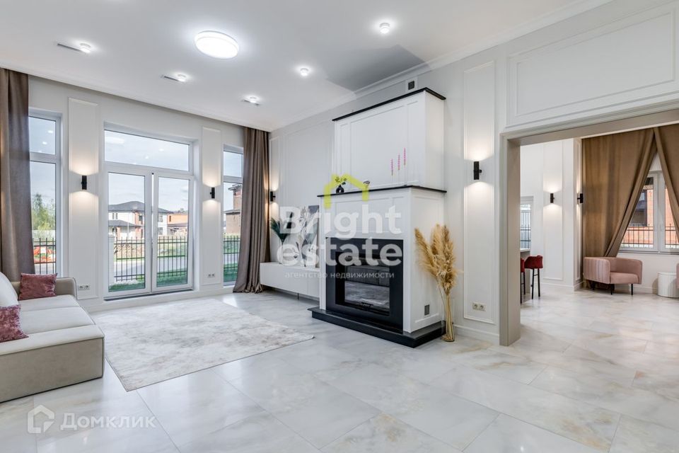 Продаётся 2-этажный дом, 289.5 м²