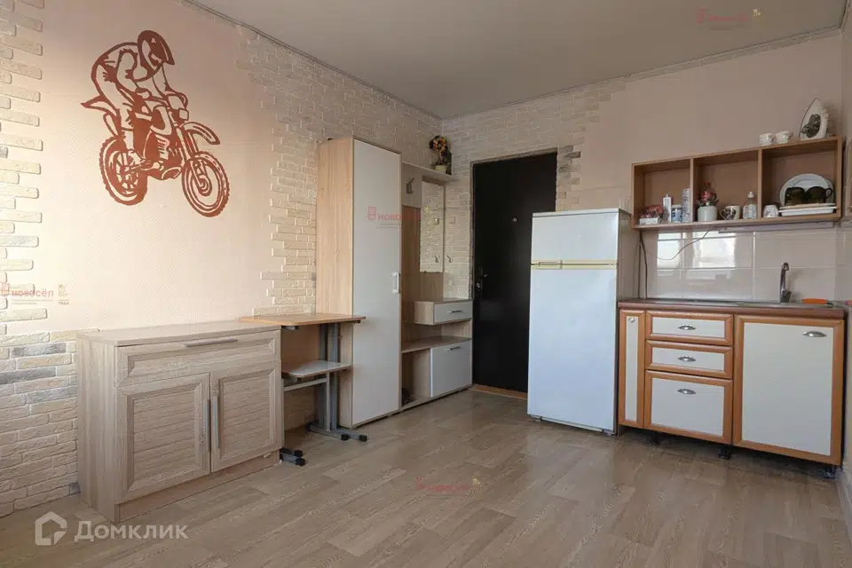 Продаётся комната в 5-комн. квартире, 11.5 м²