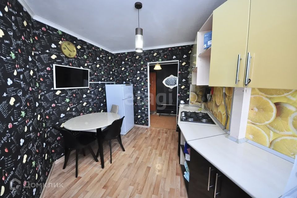 Продаётся 1-комнатная квартира, 35.6 м²