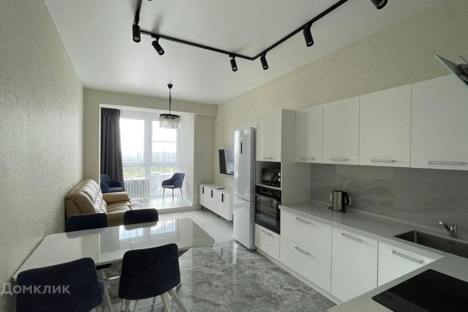 Сдаётся 3-комнатная квартира, 90.1 м²