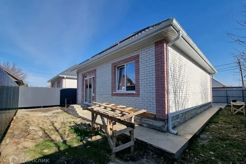 Продаётся 1-этажный дом, 100 м²