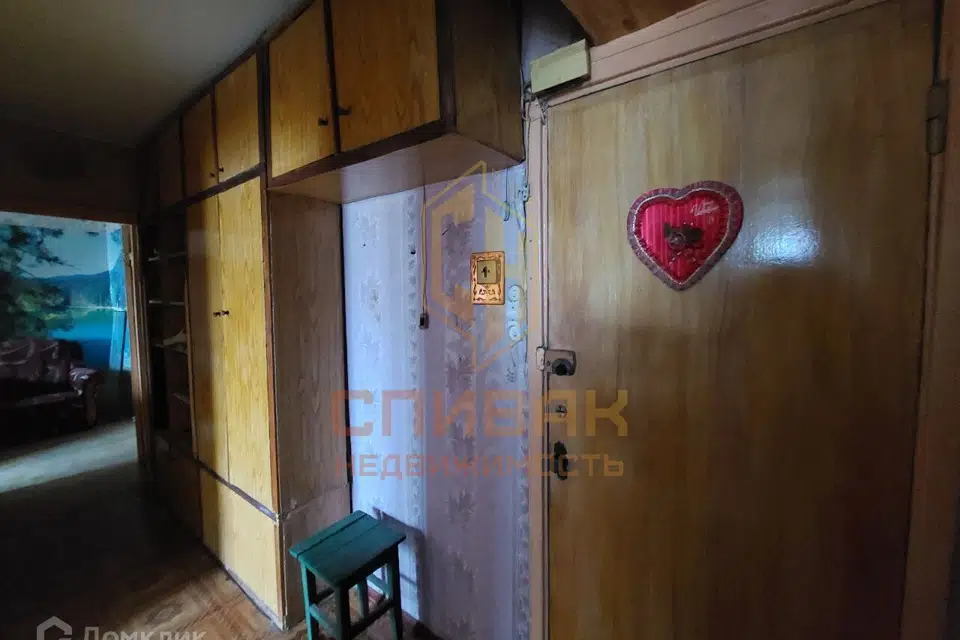 Продаётся 3-комнатная квартира, 61.9 м²