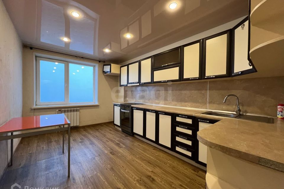 Сдаётся 2-комнатная квартира, 60.5 м²