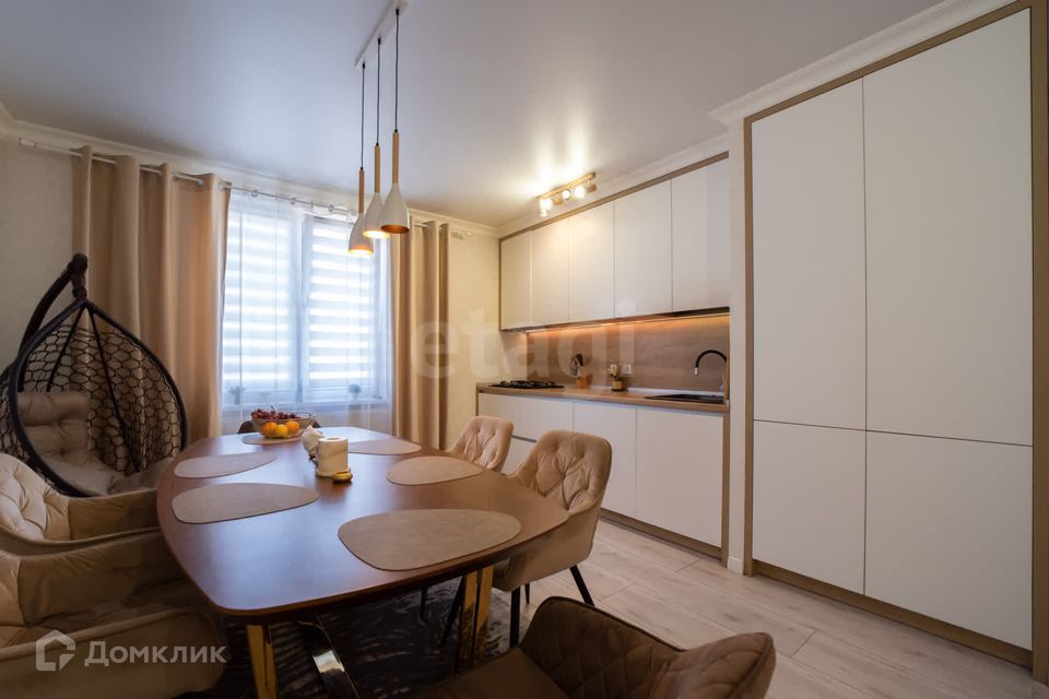 Продаётся 3-комнатная квартира, 87.4 м²