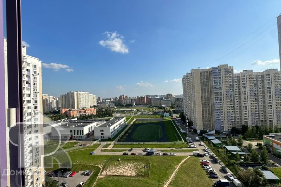 Продаётся 1-комнатная квартира, 42.3 м²