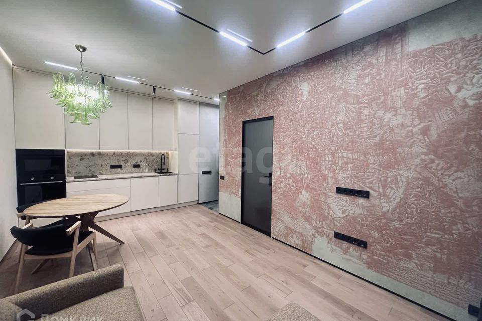 Продаётся 1-комнатная квартира, 49.7 м²
