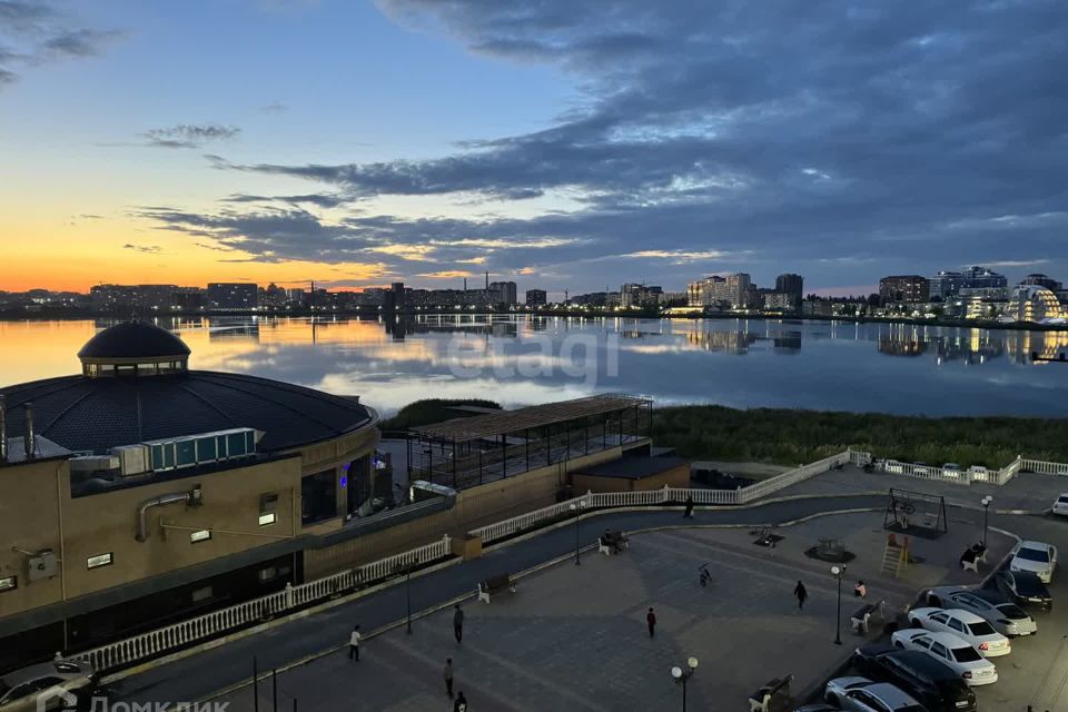 Продаётся 2-комнатная квартира, 97 м²