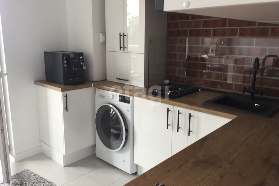 Продаётся 1-комнатная квартира, 31.6 м²