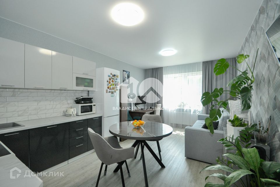 Продаётся 1-комнатная квартира, 46.3 м²