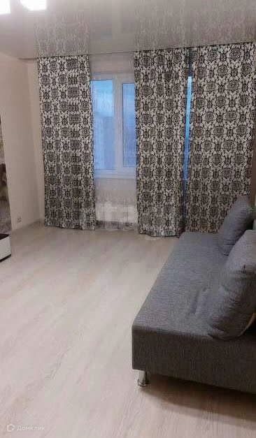 Сдаётся 1-комнатная квартира, 42 м²