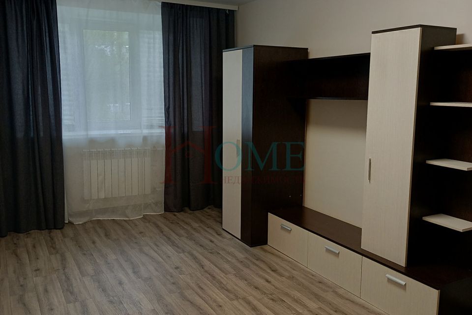 Сдаётся 1-комнатная квартира, 40 м²