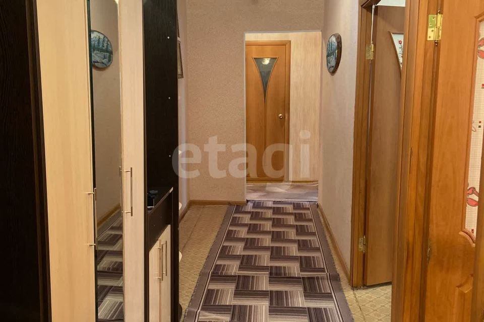 Продаётся 3-комнатная квартира, 68.2 м²