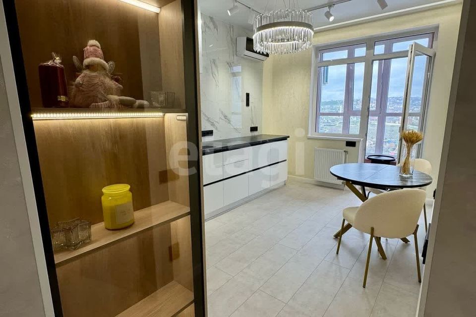 Продаётся 1-комнатная квартира, 38 м²