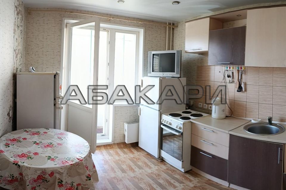 Сдаётся 1-комнатная квартира, 42 м²