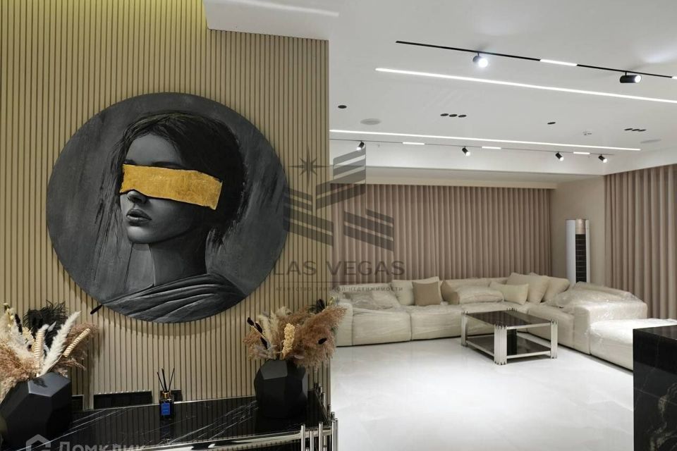 Сдаётся 3-комнатная квартира, 119 м²