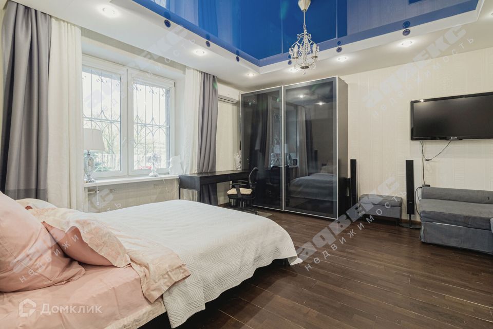 Продаётся 1-комнатная квартира, 46.6 м²