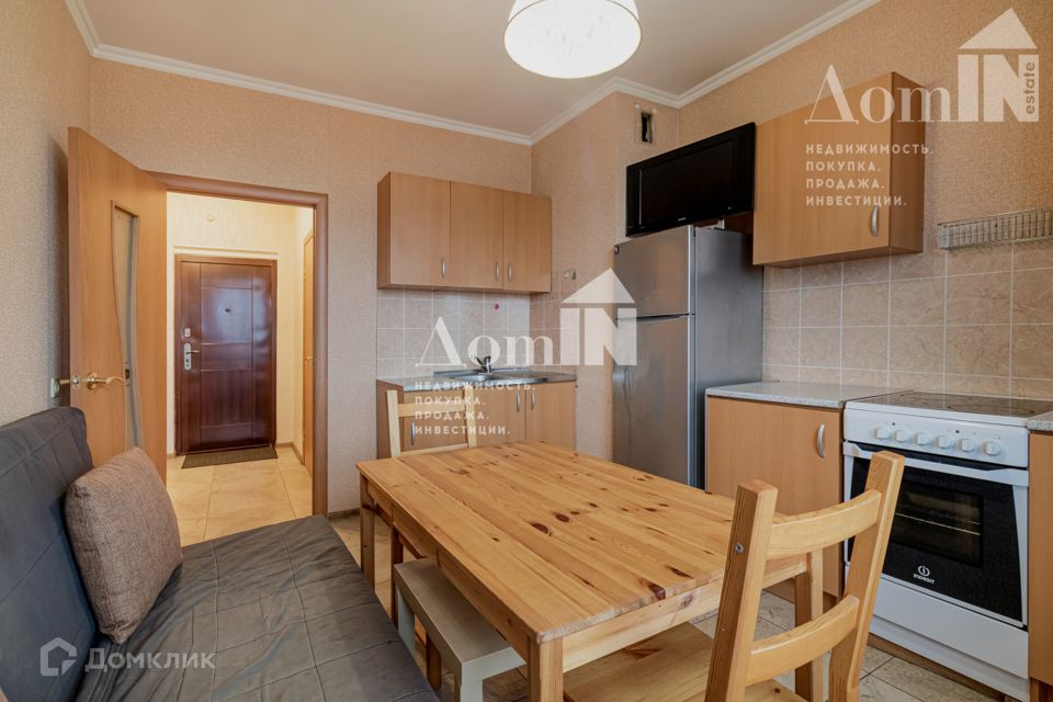 Продаётся 1-комнатная квартира, 37.8 м²