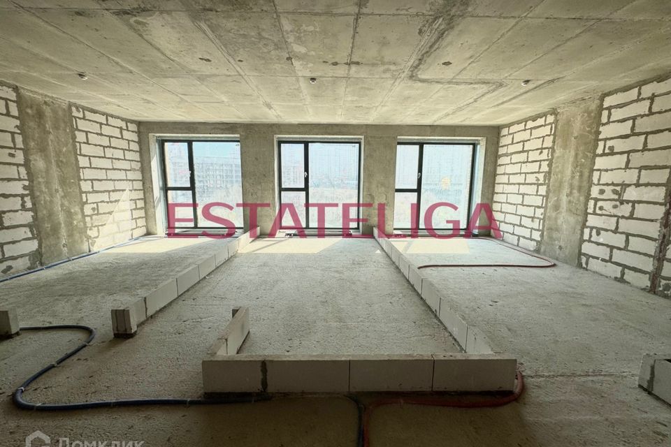 Продаётся 2-комнатная квартира, 81 м²