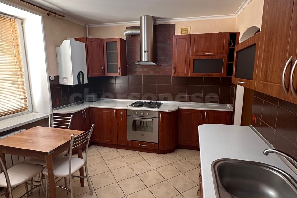 Продаётся 2-комнатная квартира, 55.5 м²