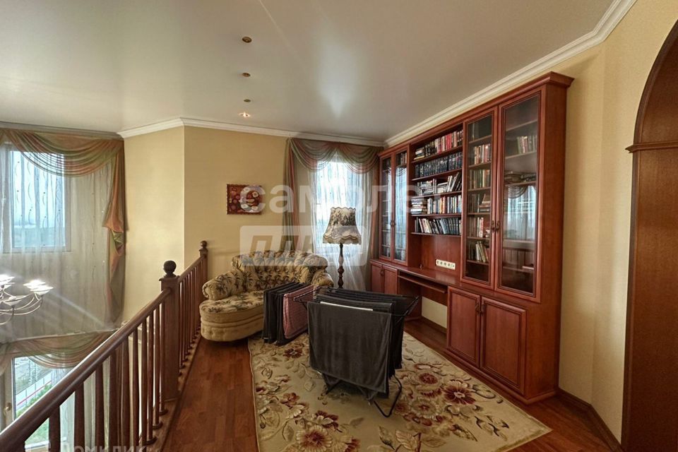 Продаётся 6-комнатная квартира, 241 м²